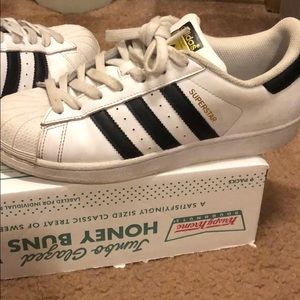 Adidas superstars